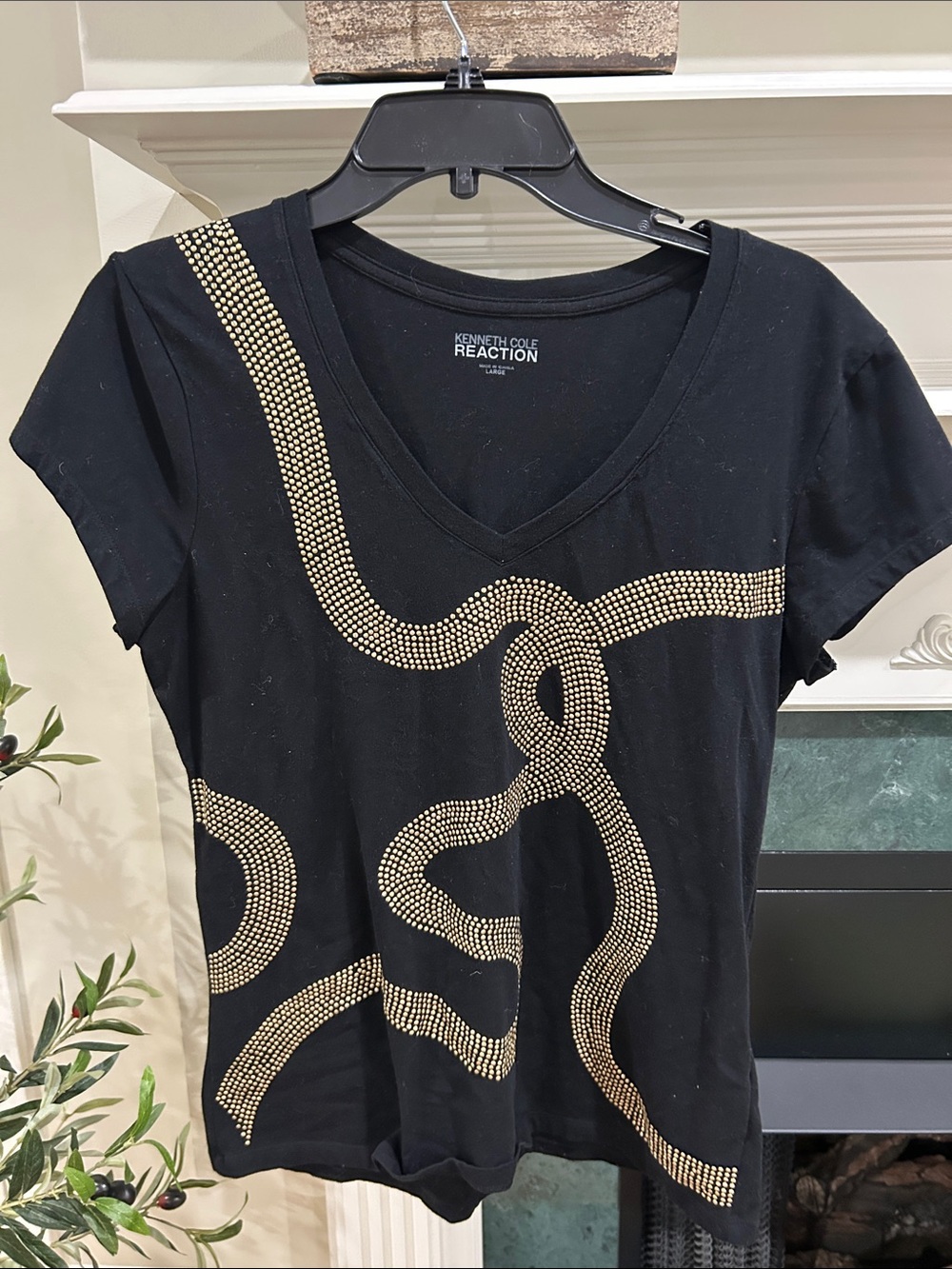 Kenneth Cole Black V-Neck Tee with Gold Stud Pattern
